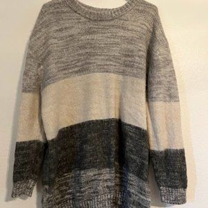 UNIVERSAL THREAD COLOR BLOCK SWEATER
